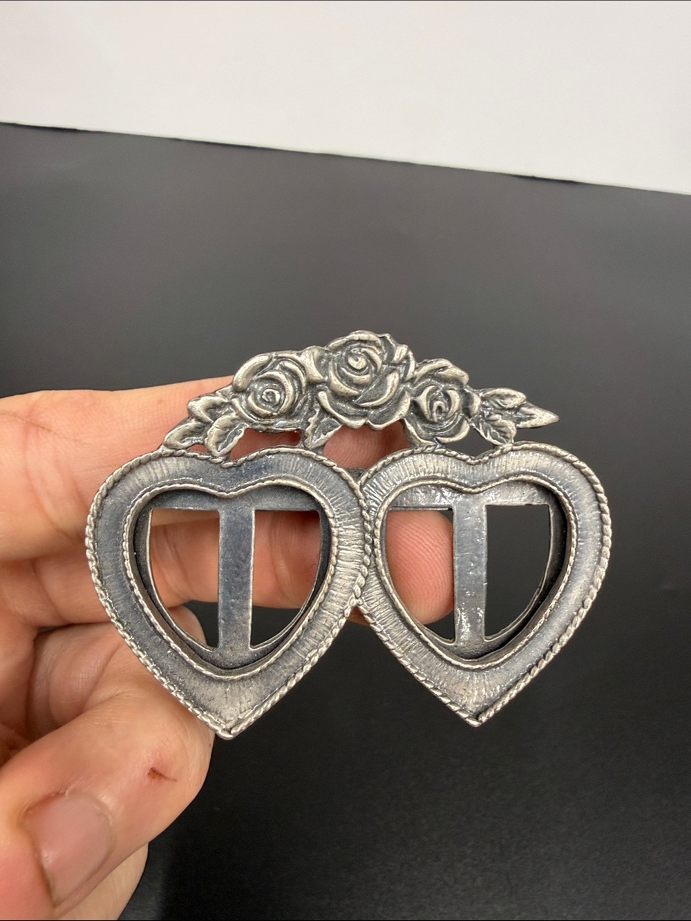 Vintage Pewter Tone Double Heart Picture Frame Roses Rose Flowers Brooch Pin